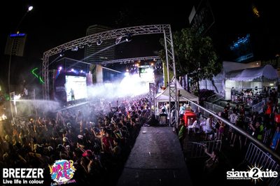 BREEZER presents Water Wars Live life in colour at RCA Block A — photo 1