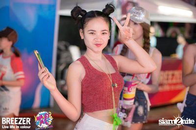 BREEZER presents Water Wars Live life in colour at RCA Block A — photo 7