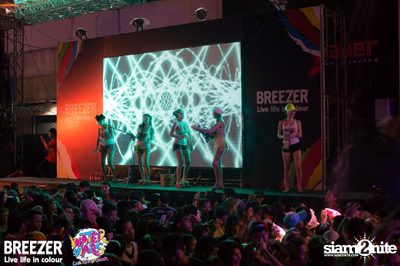 BREEZER presents Water Wars Live life in colour at RCA Block A — photo 25