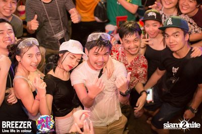 BREEZER presents Water Wars Live life in colour at RCA Block A — photo 30