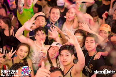 BREEZER presents Water Wars Live life in colour at RCA Block A — photo 32