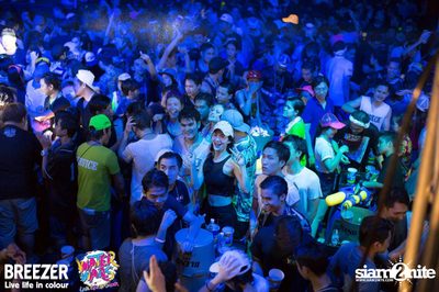 BREEZER presents Water Wars Live life in colour at RCA Block A — photo 41