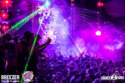 BREEZER presents Water Wars Live life in colour at RCA Block A — photo 48