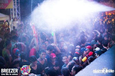 BREEZER presents Water Wars Live life in colour at RCA Block A — photo 55