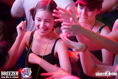 BREEZER presents Water Wars Live life in colour at RCA Block A — photo 87
