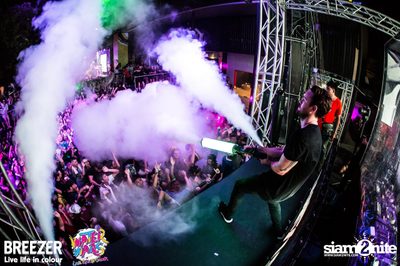 BREEZER presents Water Wars Live life in colour at RCA Block A — photo 105