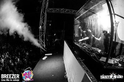 BREEZER presents Water Wars Live life in colour at RCA Block A — photo 140