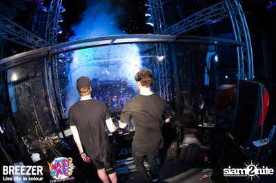 BREEZER presents Water Wars Live life in colour at RCA Block A — photo 142