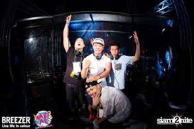 BREEZER presents Water Wars Live life in colour at RCA Block A — photo 168