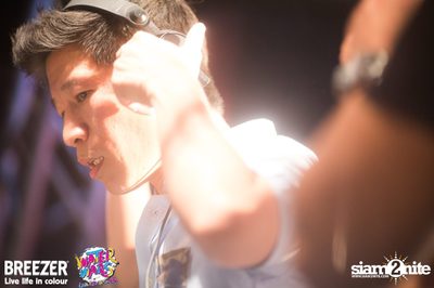 BREEZER presents Water Wars Live life in colour at RCA Block A — photo 173