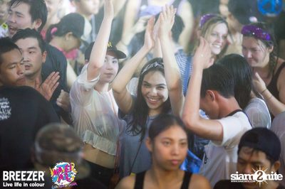 BREEZER presents Water Wars Live life in colour at RCA Block A — photo 174