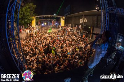 BREEZER presents Water Wars Live life in colour at RCA Block A — photo 182