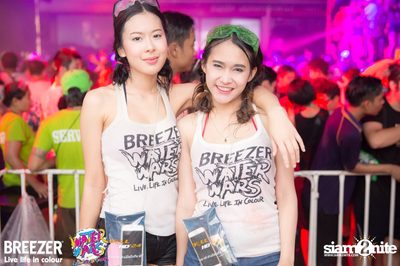 BREEZER presents Water Wars Live life in colour at RCA Block A — photo 214