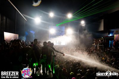 BREEZER presents Water Wars Live life in colour at RCA Block A — photo 215