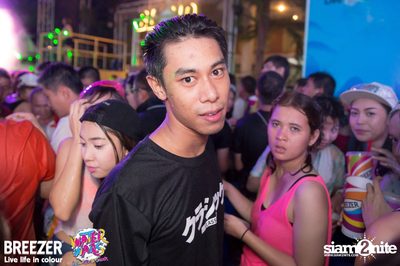 BREEZER presents Water Wars Live life in colour at RCA Block A — photo 239