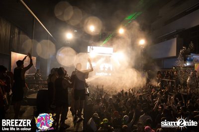 BREEZER presents Water Wars Live life in colour at RCA Block A — photo 257