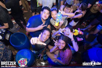 BREEZER presents Water Wars Live life in colour at RCA Block A — photo 260