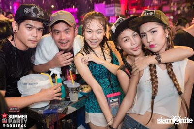 Smirnoff Midnight 100 นำเสนอ 95.5 Virgin Hitz Summer Party — photo 5