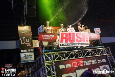 Smirnoff Midnight 100 นำเสนอ 95.5 Virgin Hitz Summer Party — photo 27
