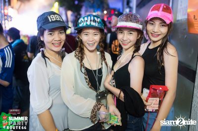 Smirnoff Midnight 100 นำเสนอ 95.5 Virgin Hitz Summer Party — photo 37