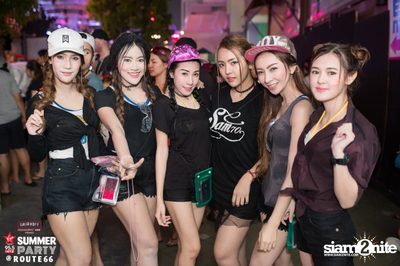 Smirnoff Midnight 100 นำเสนอ 95.5 Virgin Hitz Summer Party — photo 39