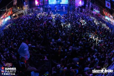 Smirnoff Midnight 100 นำเสนอ 95.5 Virgin Hitz Summer Party — photo 46