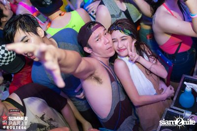 Smirnoff Midnight 100 นำเสนอ 95.5 Virgin Hitz Summer Party — photo 55