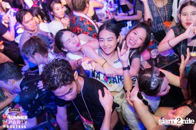 Smirnoff Midnight 100 นำเสนอ 95.5 Virgin Hitz Summer Party — photo 57