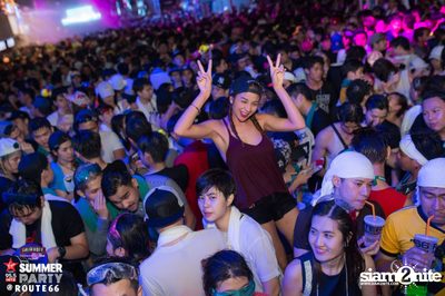 Smirnoff Midnight 100 นำเสนอ 95.5 Virgin Hitz Summer Party — photo 61