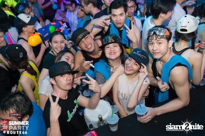 Smirnoff Midnight 100 นำเสนอ 95.5 Virgin Hitz Summer Party — photo 63