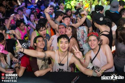 Smirnoff Midnight 100 นำเสนอ 95.5 Virgin Hitz Summer Party — photo 64