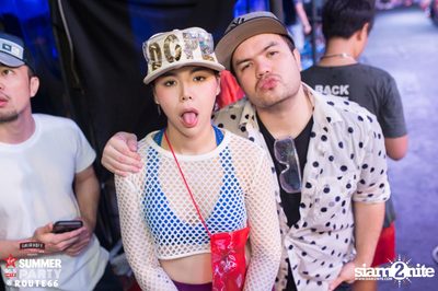 Smirnoff Midnight 100 นำเสนอ 95.5 Virgin Hitz Summer Party — photo 91