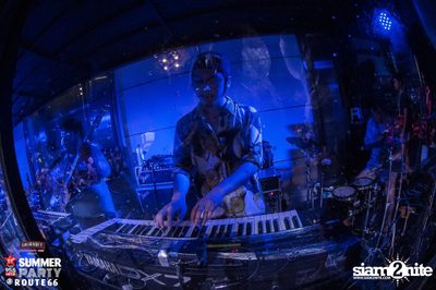 Smirnoff Midnight 100 นำเสนอ 95.5 Virgin Hitz Summer Party — photo 101