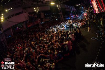 Smirnoff Midnight 100 นำเสนอ 95.5 Virgin Hitz Summer Party — photo 106
