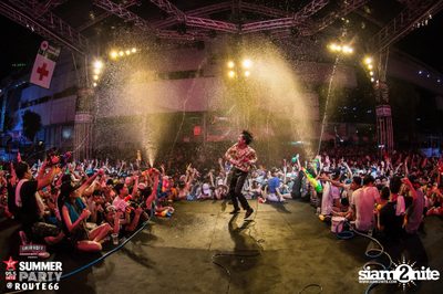 Smirnoff Midnight 100 นำเสนอ 95.5 Virgin Hitz Summer Party — photo 111