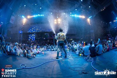 Smirnoff Midnight 100 นำเสนอ 95.5 Virgin Hitz Summer Party — photo 117