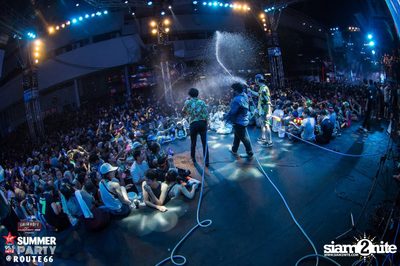 Smirnoff Midnight 100 นำเสนอ 95.5 Virgin Hitz Summer Party — photo 119