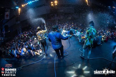 Smirnoff Midnight 100 นำเสนอ 95.5 Virgin Hitz Summer Party — photo 121