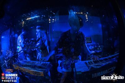 Smirnoff Midnight 100 นำเสนอ 95.5 Virgin Hitz Summer Party — photo 122