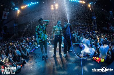 Smirnoff Midnight 100 นำเสนอ 95.5 Virgin Hitz Summer Party — photo 123