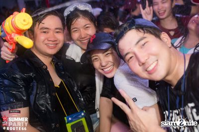 Smirnoff Midnight 100 นำเสนอ 95.5 Virgin Hitz Summer Party — photo 132