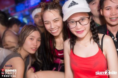 Smirnoff Midnight 100 นำเสนอ 95.5 Virgin Hitz Summer Party — photo 134