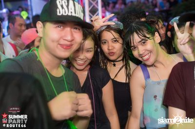 Smirnoff Midnight 100 นำเสนอ 95.5 Virgin Hitz Summer Party — photo 136