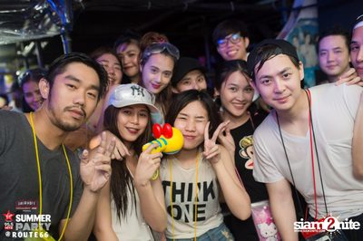 Smirnoff Midnight 100 นำเสนอ 95.5 Virgin Hitz Summer Party — photo 142
