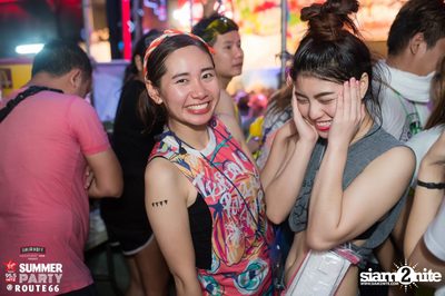 Smirnoff Midnight 100 นำเสนอ 95.5 Virgin Hitz Summer Party — photo 147