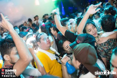 Smirnoff Midnight 100 นำเสนอ 95.5 Virgin Hitz Summer Party — photo 149