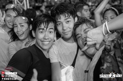 Smirnoff Midnight 100 นำเสนอ 95.5 Virgin Hitz Summer Party — photo 156