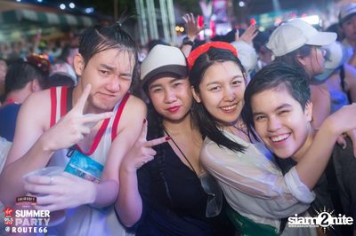 Smirnoff Midnight 100 นำเสนอ 95.5 Virgin Hitz Summer Party — photo 157