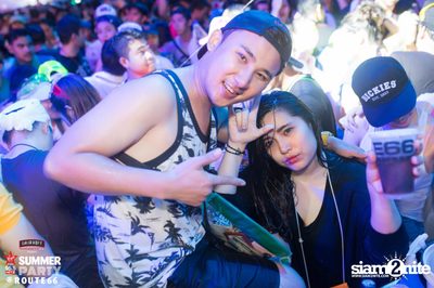 Smirnoff Midnight 100 นำเสนอ 95.5 Virgin Hitz Summer Party — photo 158