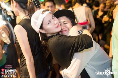 Smirnoff Midnight 100 นำเสนอ 95.5 Virgin Hitz Summer Party — photo 163